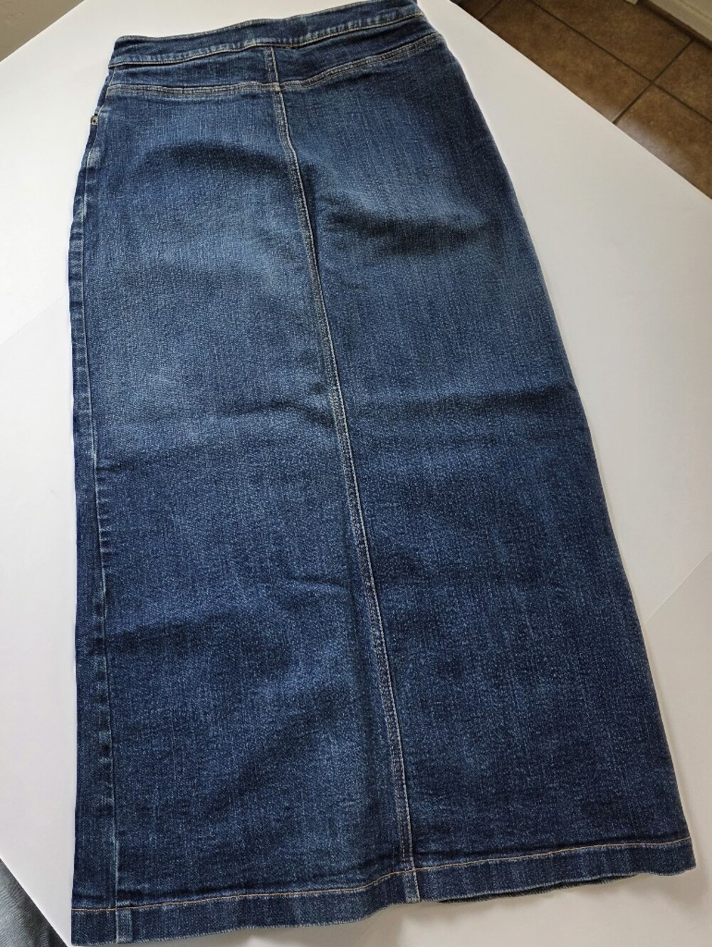 GAP Dark Blue Button-Front Denim Midi Skirt - Picture 3 of 5